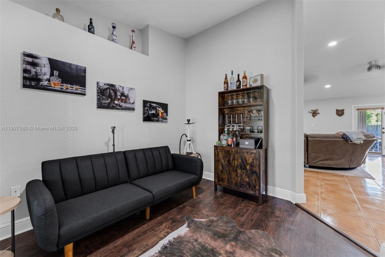 32301 SW 202nd Pl, Homestead, FL 33030 Photo