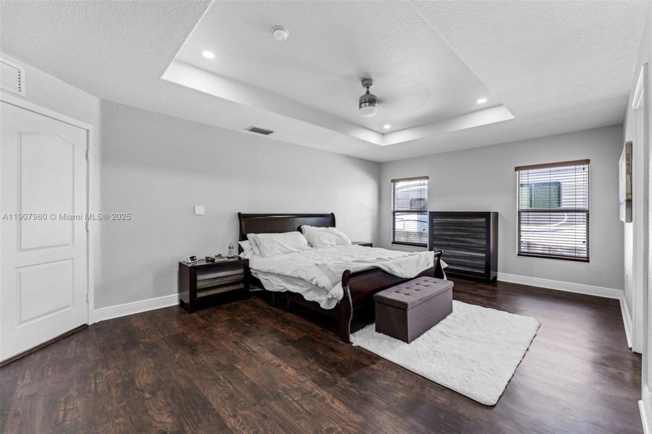 32301 SW 202nd Pl, Homestead, FL 33030 Photo