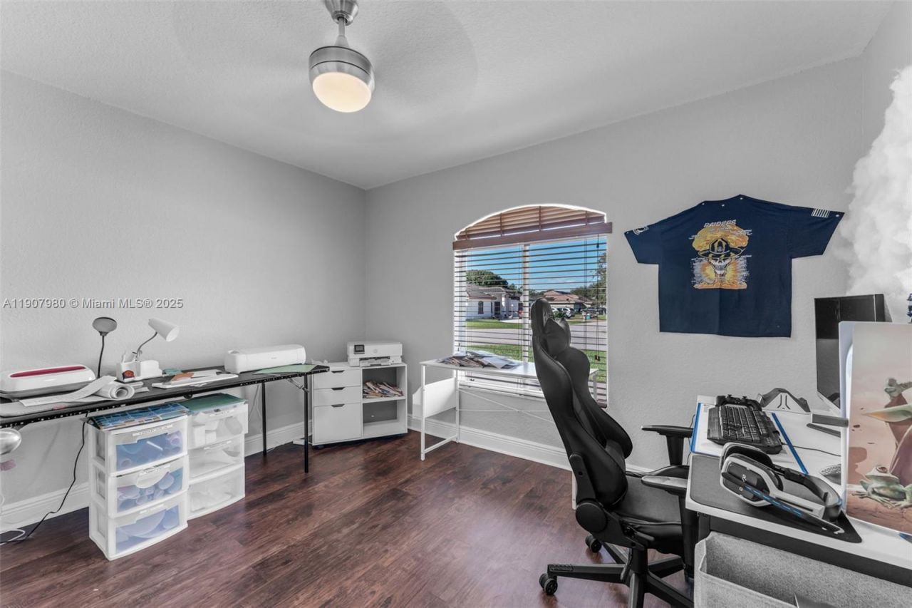 32301 SW 202nd Pl, Homestead, FL 33030 Photo