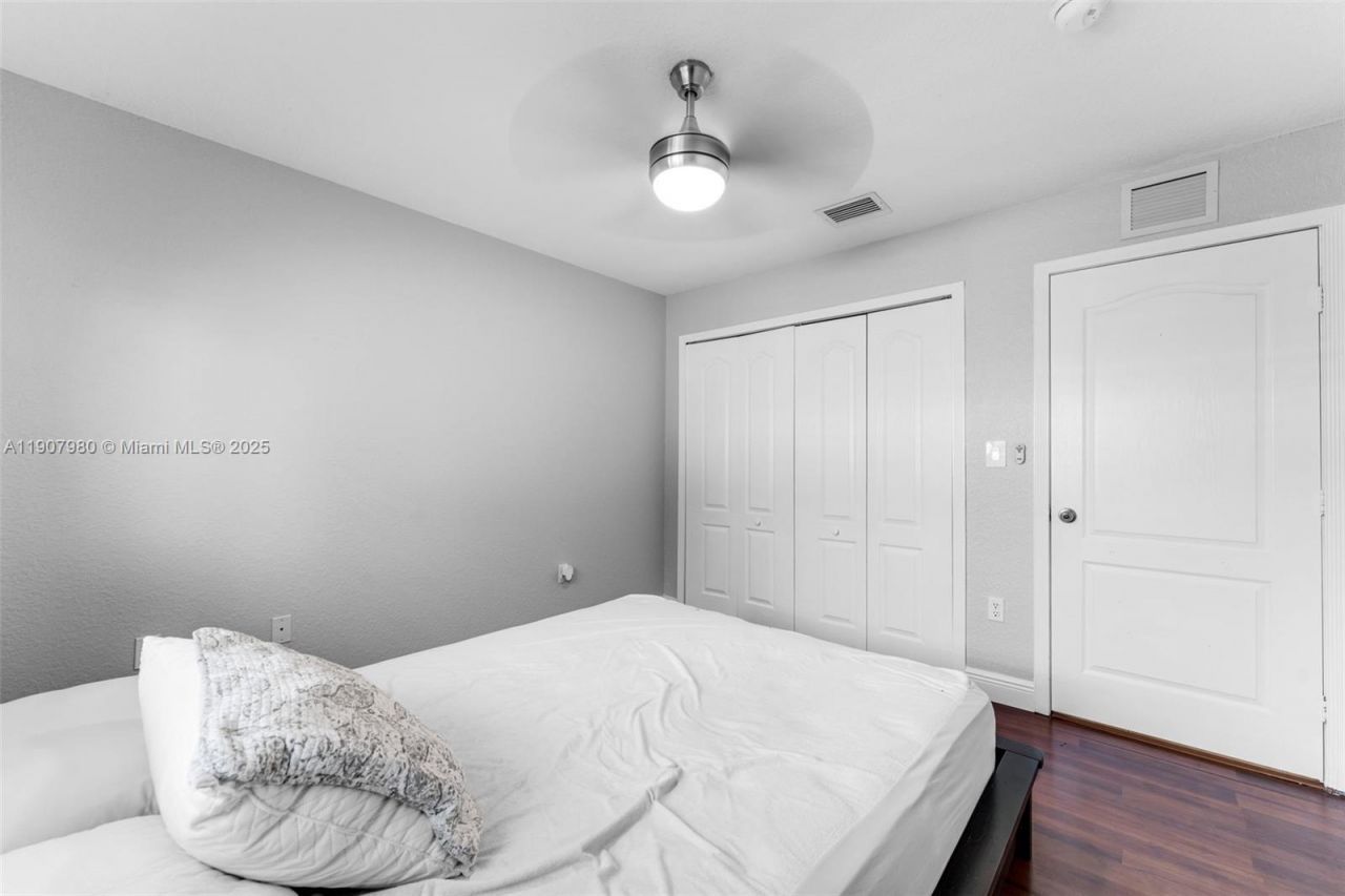 32301 SW 202nd Pl, Homestead, FL 33030 Photo