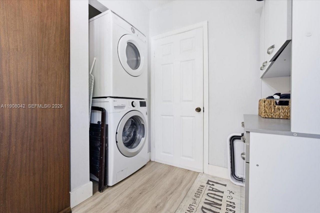 3121 SW 20th St, Miami, FL 33145 Photo