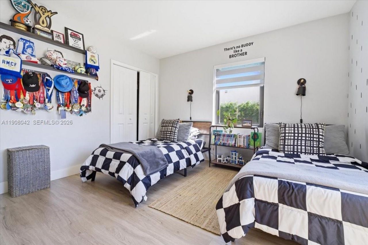 3121 SW 20th St, Miami, FL 33145 Photo