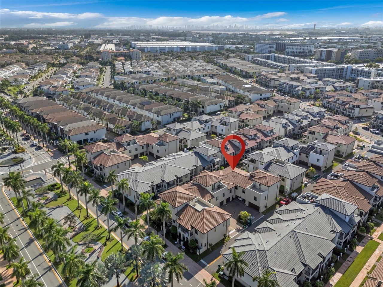 4608 NW 83rd Pkwy, Doral, FL 33166 Photo