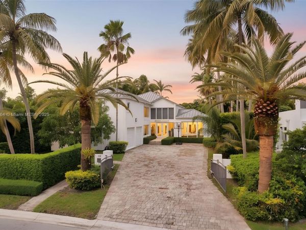 145 Biscay Dr, Bal Harbour, FL 33154