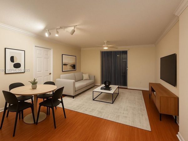 1900 Van Buren St, Unit 305B, Hollywood, FL 33020