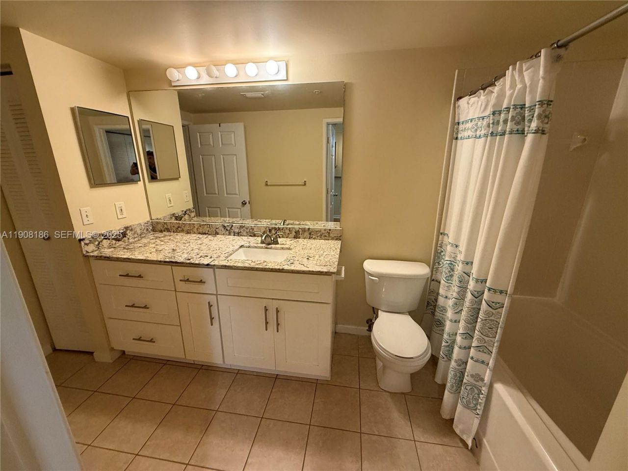 1900 Van Buren St, Unit 305B, Hollywood, FL 33020 Photo