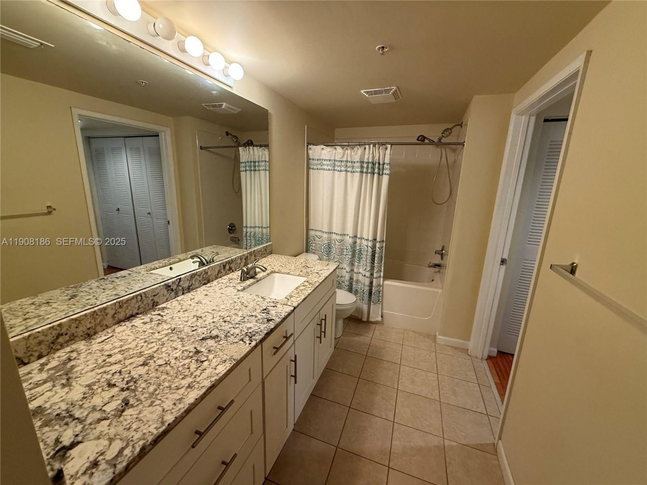 1900 Van Buren St, Unit 305B, Hollywood, FL 33020 Photo