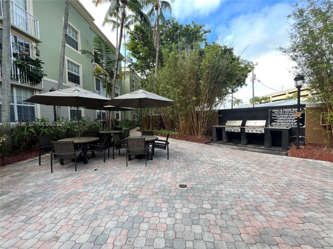 1900 Van Buren St, Unit 305B, Hollywood, FL 33020 Photo