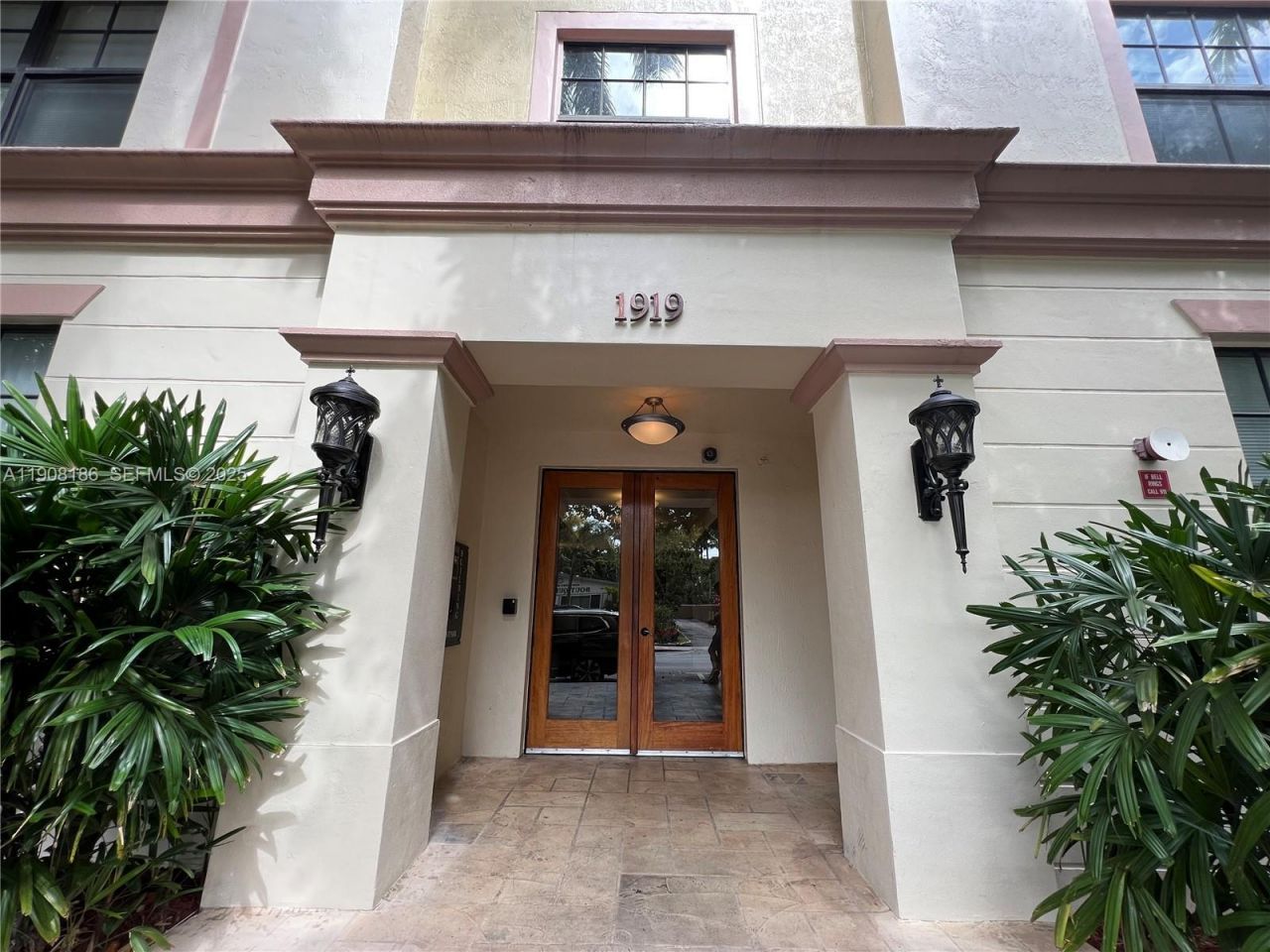 1900 Van Buren St, Unit 305B, Hollywood, FL 33020 Photo