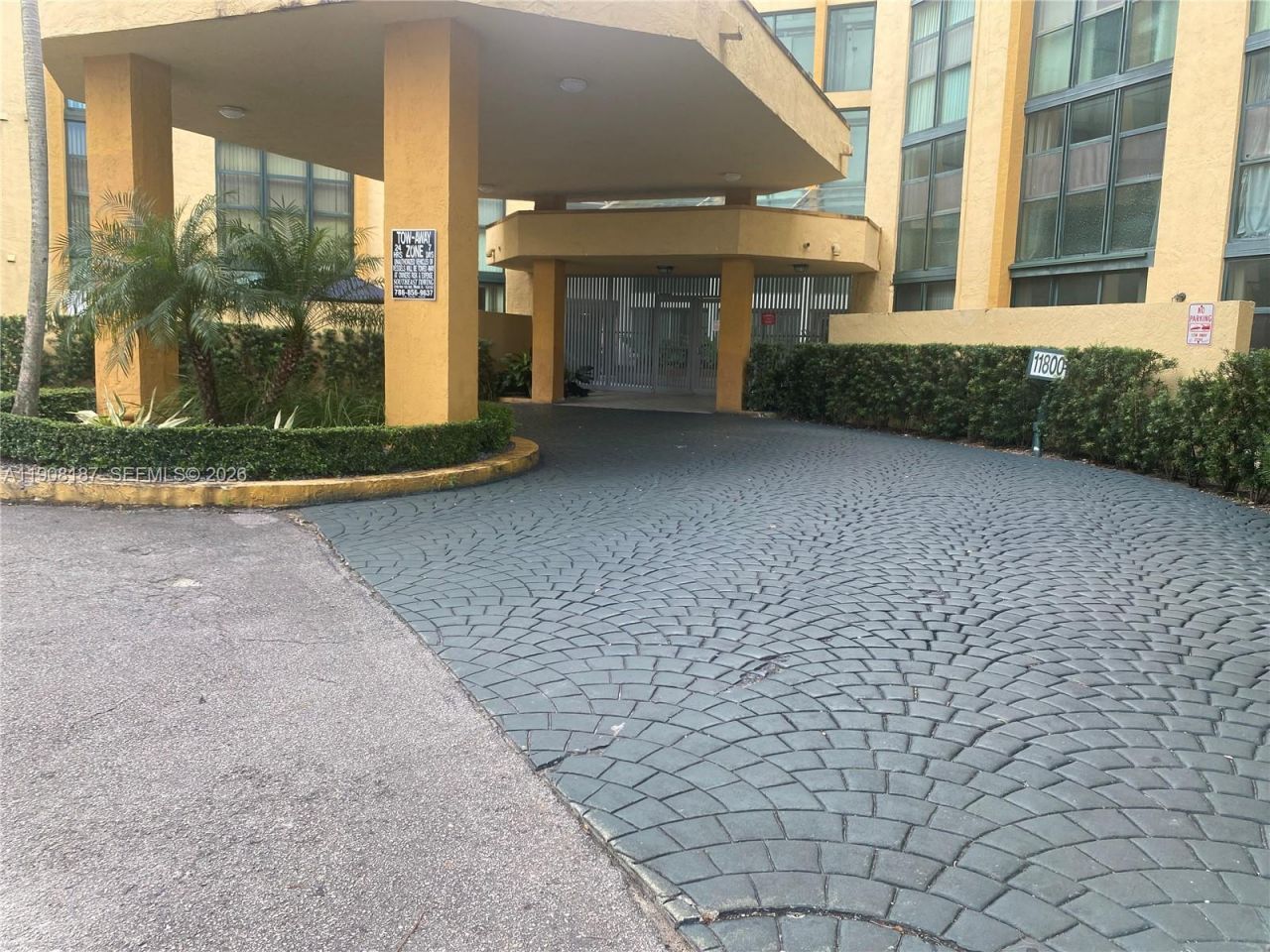 11800 SW 18th St, Unit 527-4, Miami, FL 33175 Photo