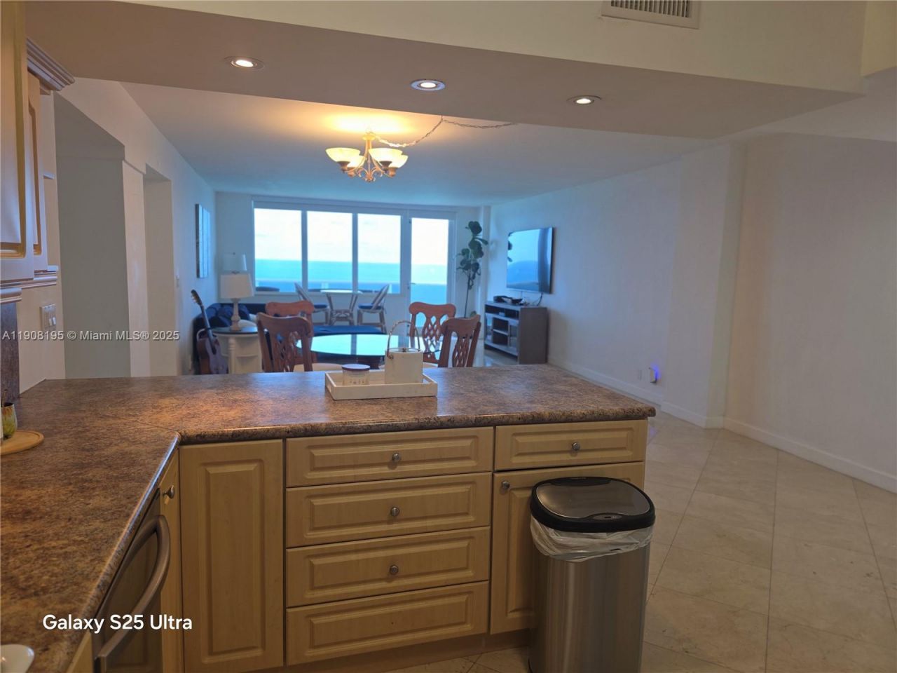 3725 S Ocean Dr, Unit 1401, Hollywood, FL 33019 Photo