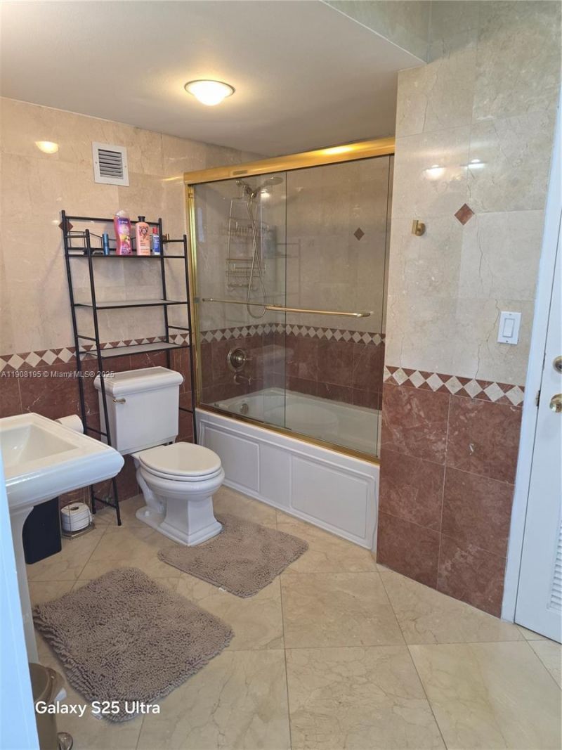 3725 S Ocean Dr, Unit 1401, Hollywood, FL 33019 Photo