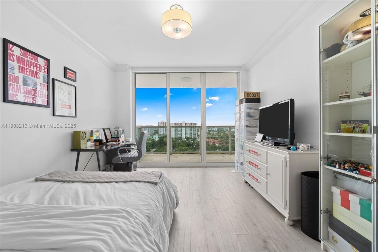 3201 NE 183rd St, Unit 1705, Aventura, FL 33160 Photo