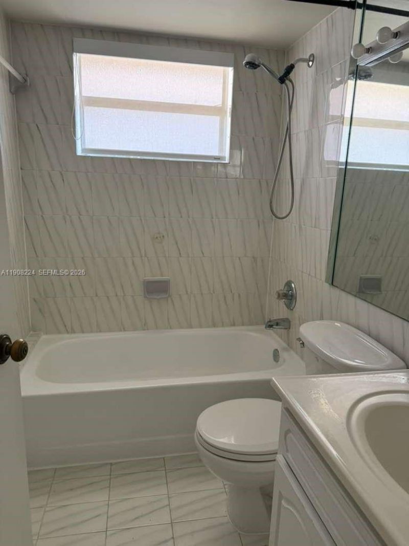 13625 SW 99th Ter, Unit 13625, Miami, FL 33186 Photo