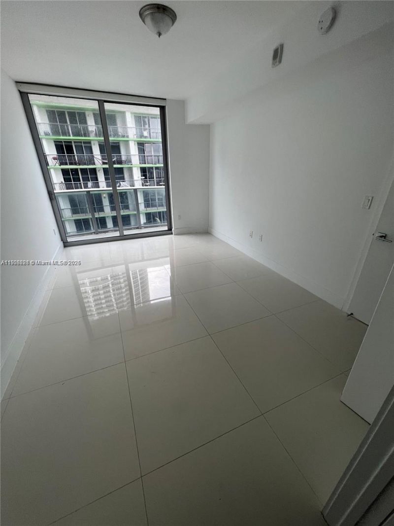 488 NE 18th St, Unit 3100, Miami, FL 33132 Photo