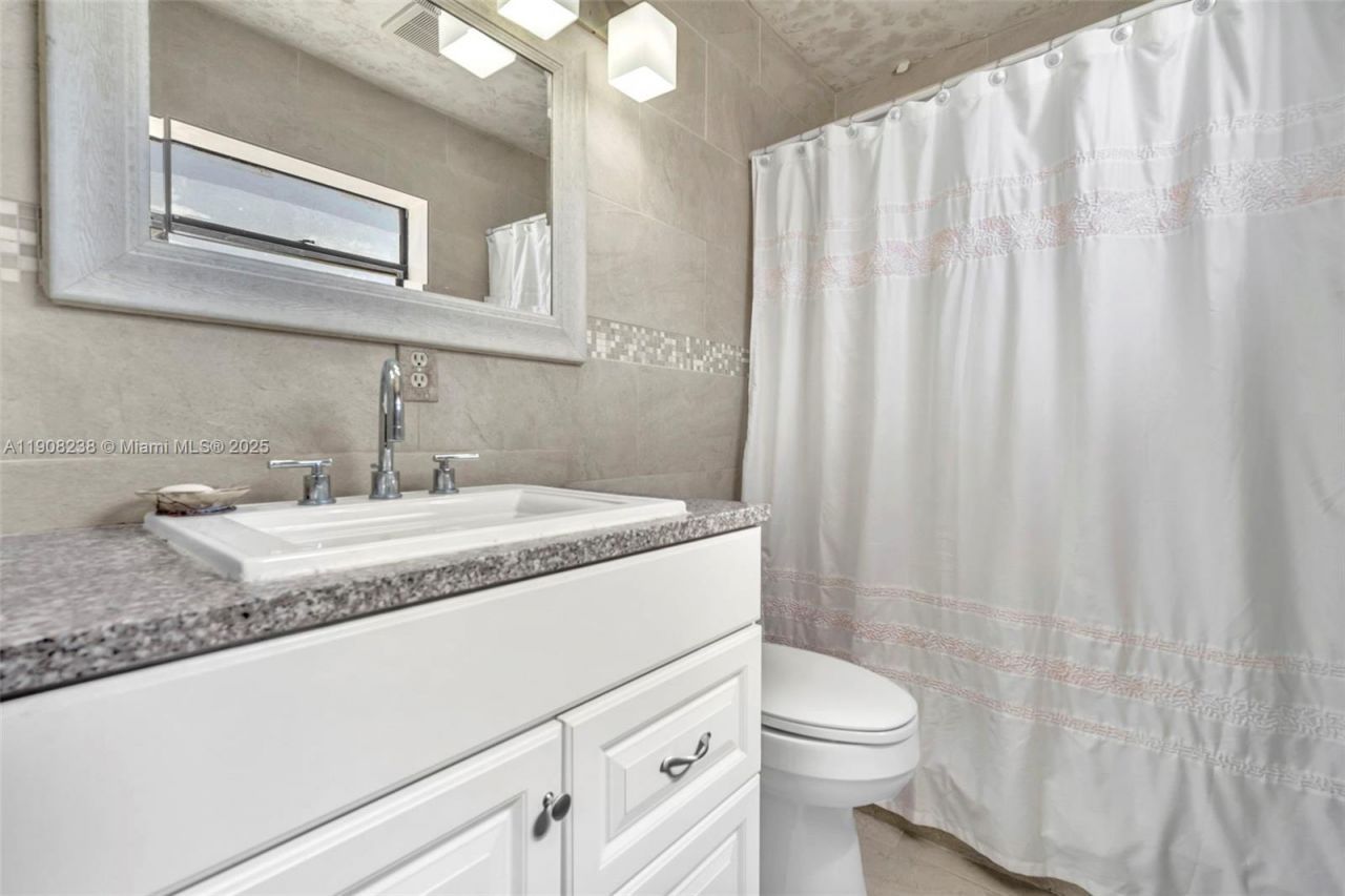 1821 SW 98th Ter, Miramar, FL 33025 Photo