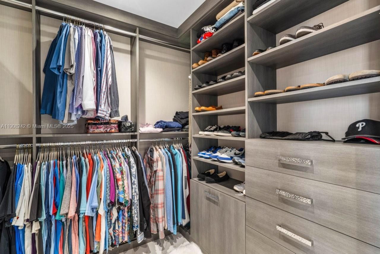 210 SE Mizner Blvd, Unit 403, Boca Raton, FL 33432 Photo