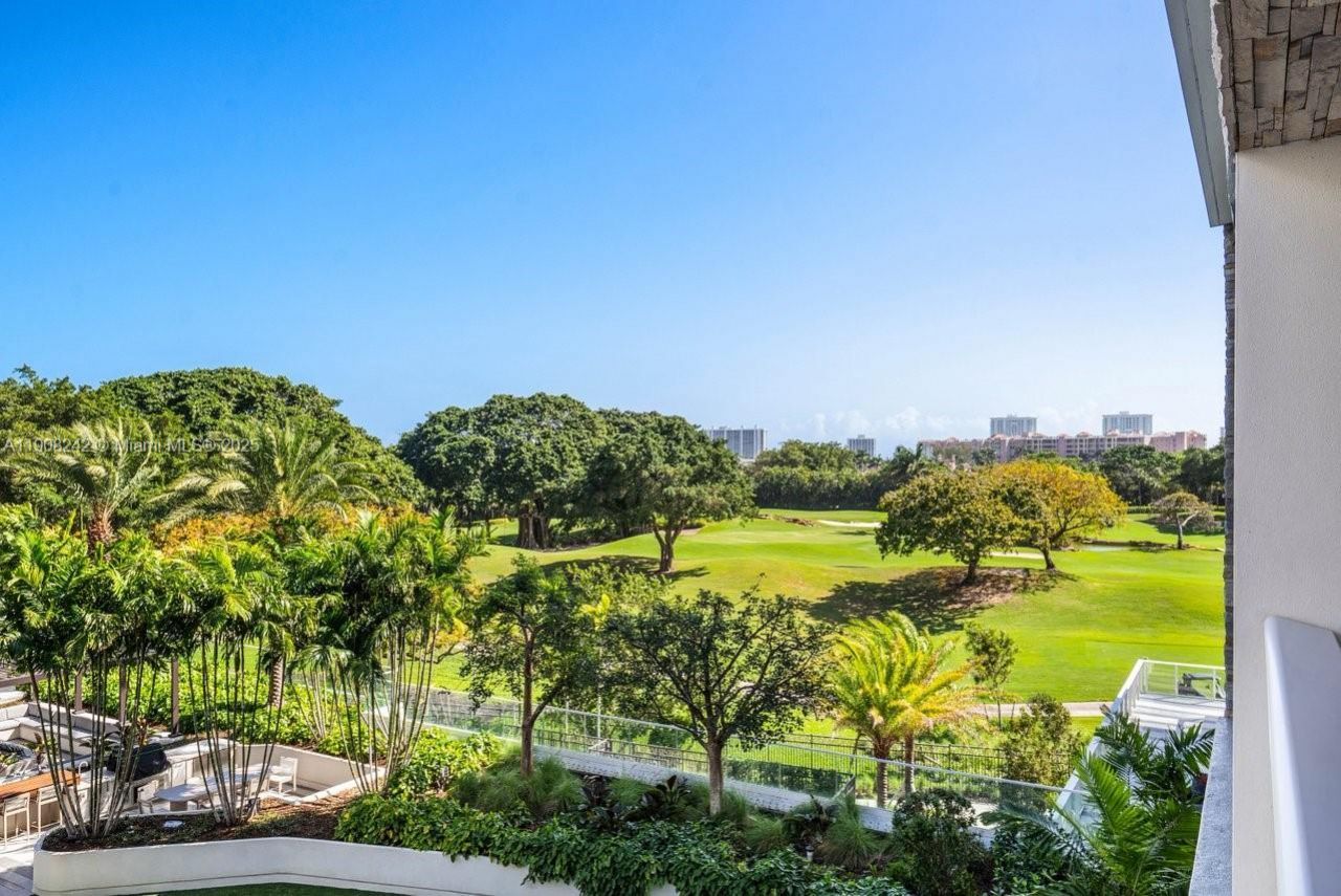 210 SE Mizner Blvd, Unit 403, Boca Raton, FL 33432 Photo