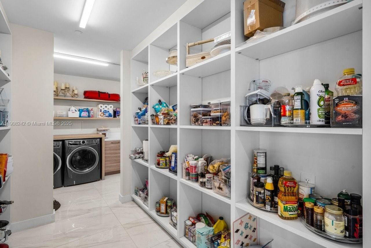 210 SE Mizner Blvd, Unit 403, Boca Raton, FL 33432 Photo