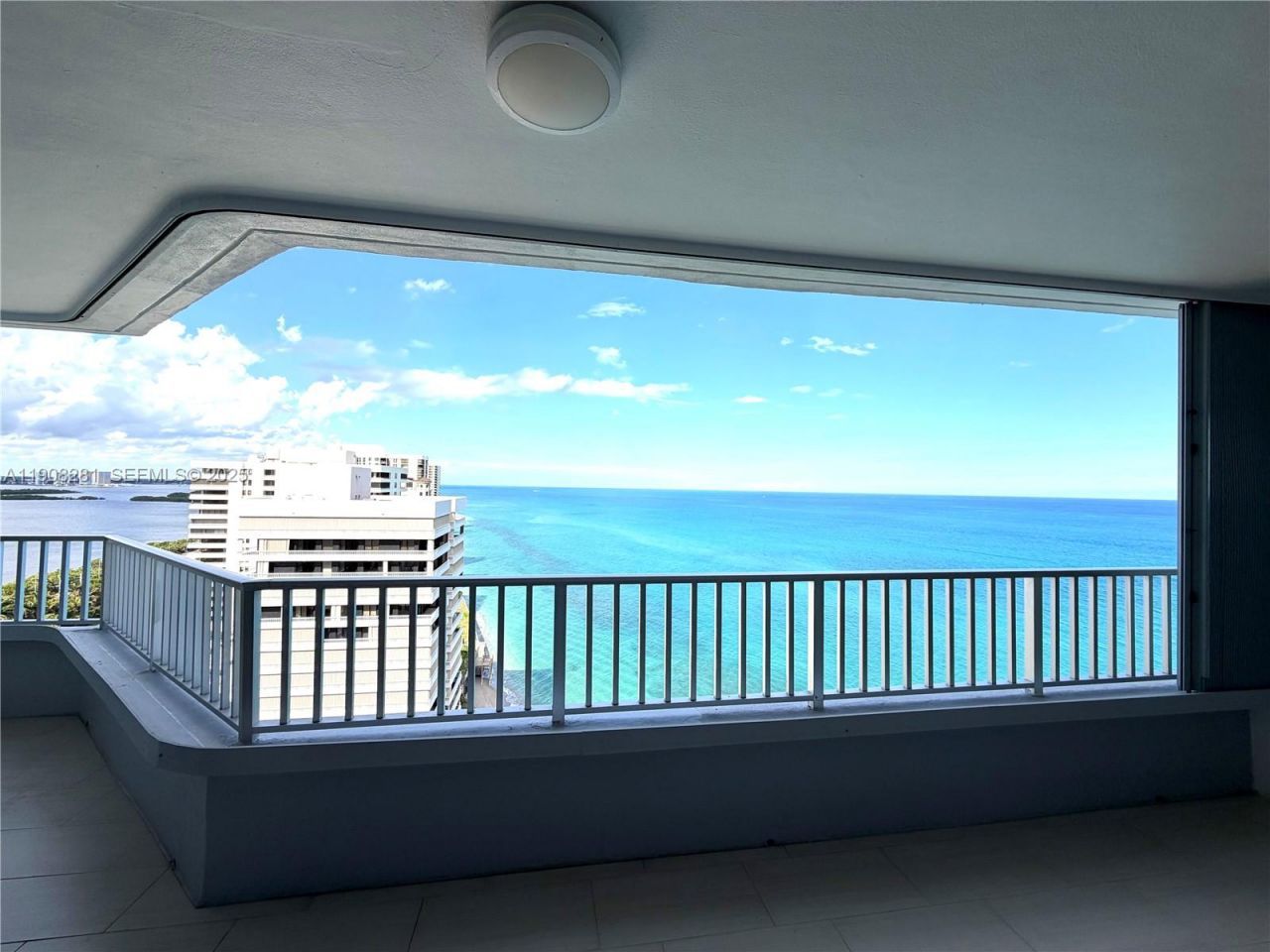 5200 N Ocean Dr, Unit 1801, Singer Island, FL 33404 Photo