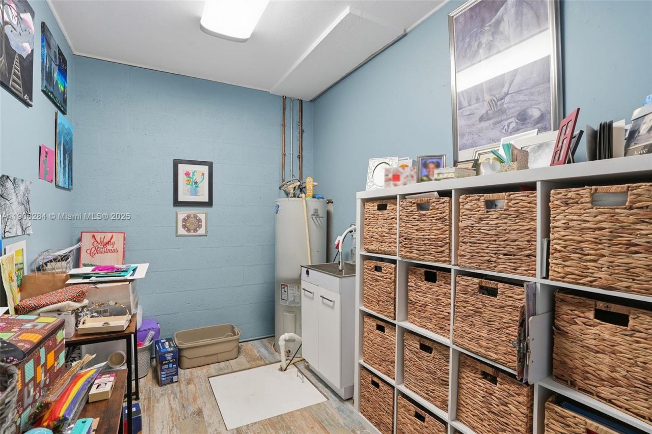 270 River Oaks Dr, La Belle, FL 33935 Photo