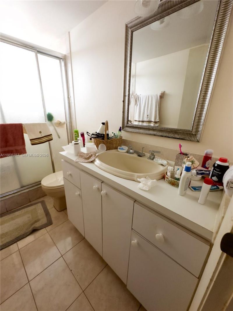 1334 Collins Ave, Unit 502, Miami Beach, FL 33139 Photo