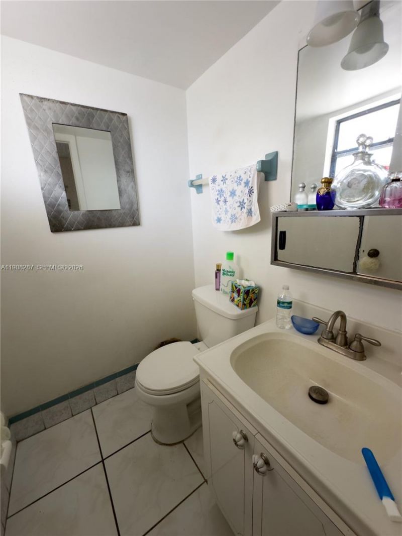 1334 Collins Ave, Unit 502, Miami Beach, FL 33139 Photo