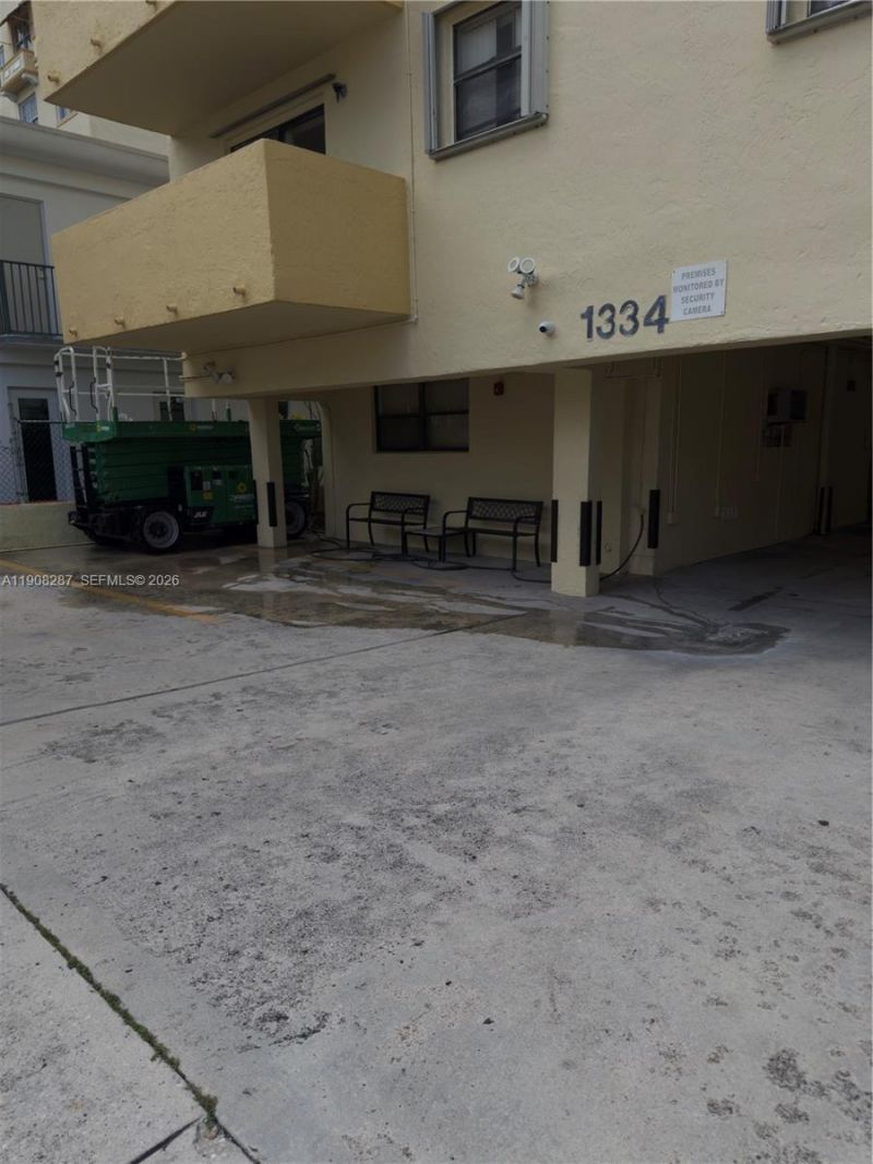1334 Collins Ave, Unit 502, Miami Beach, FL 33139 Photo