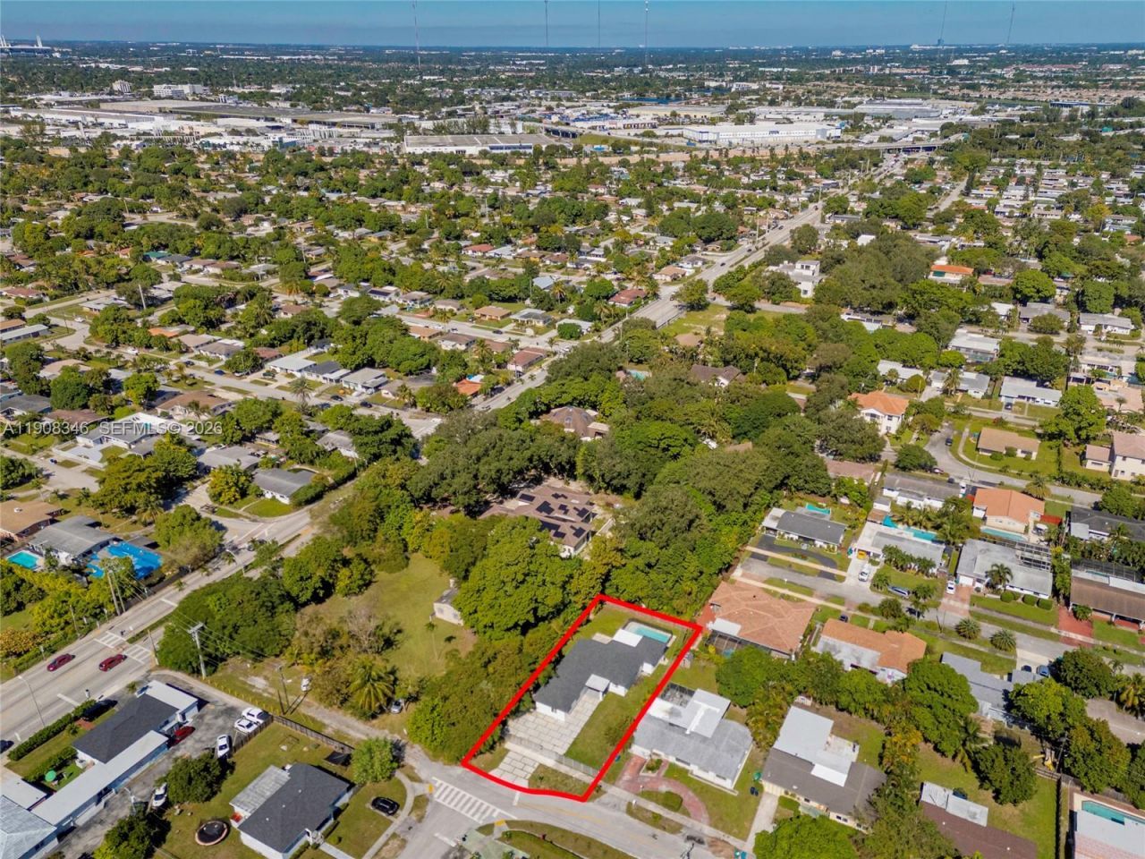 651 NE 172nd St, Miami, FL 33162 Photo