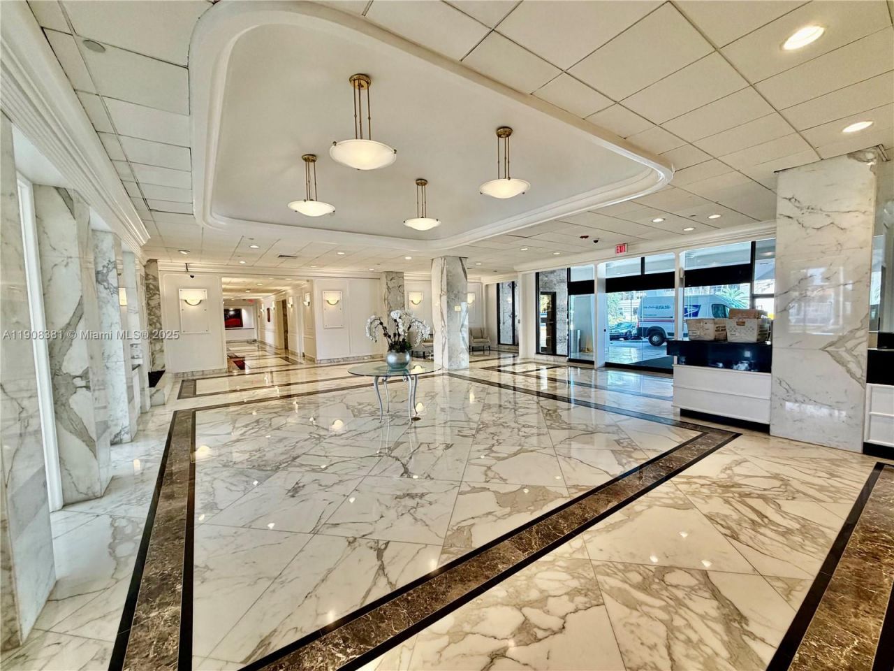 5700 Collins Ave, Unit 14M, Miami Beach, FL 33140 Photo