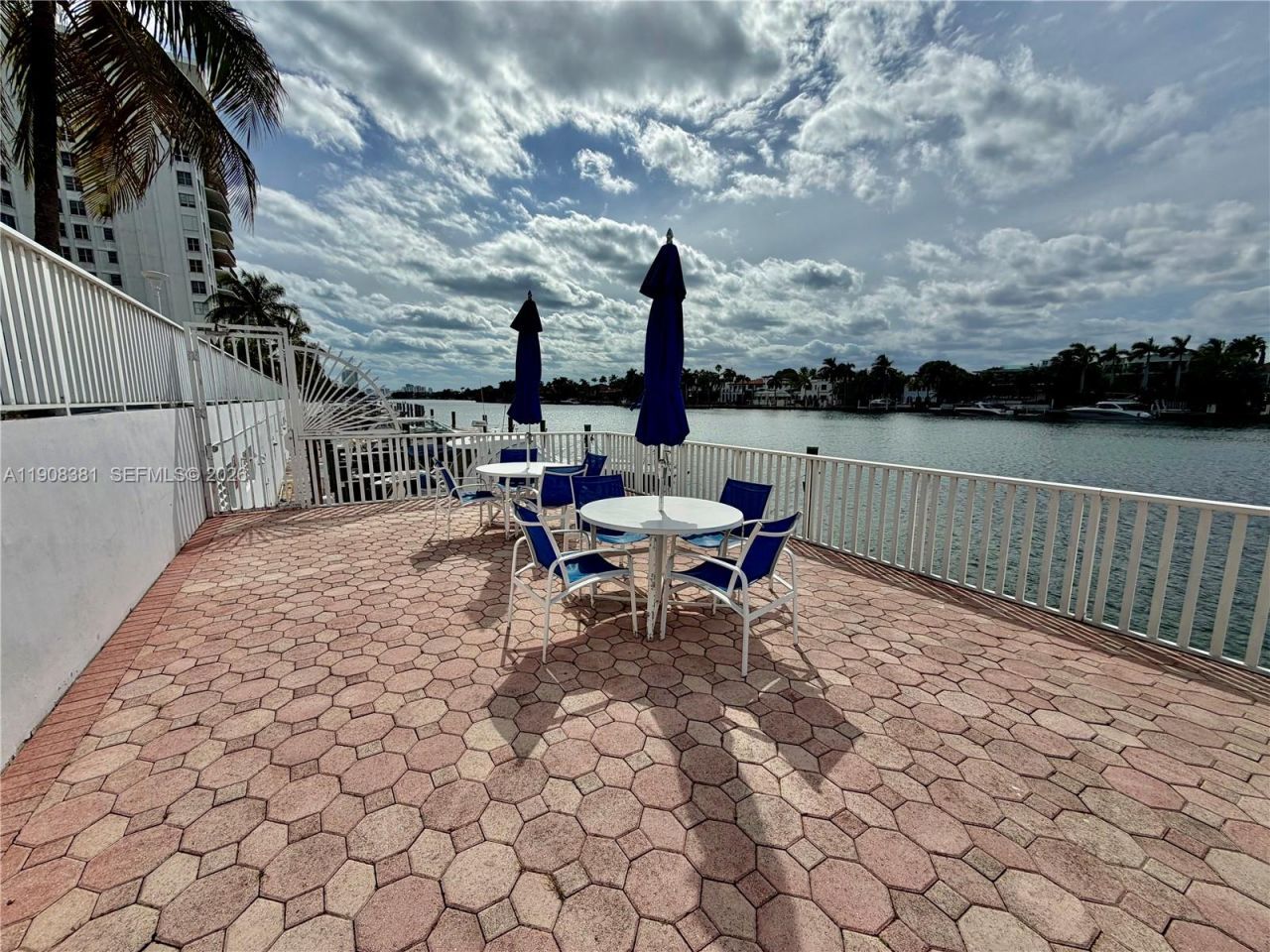 5700 Collins Ave, Unit 14M, Miami Beach, FL 33140 Photo