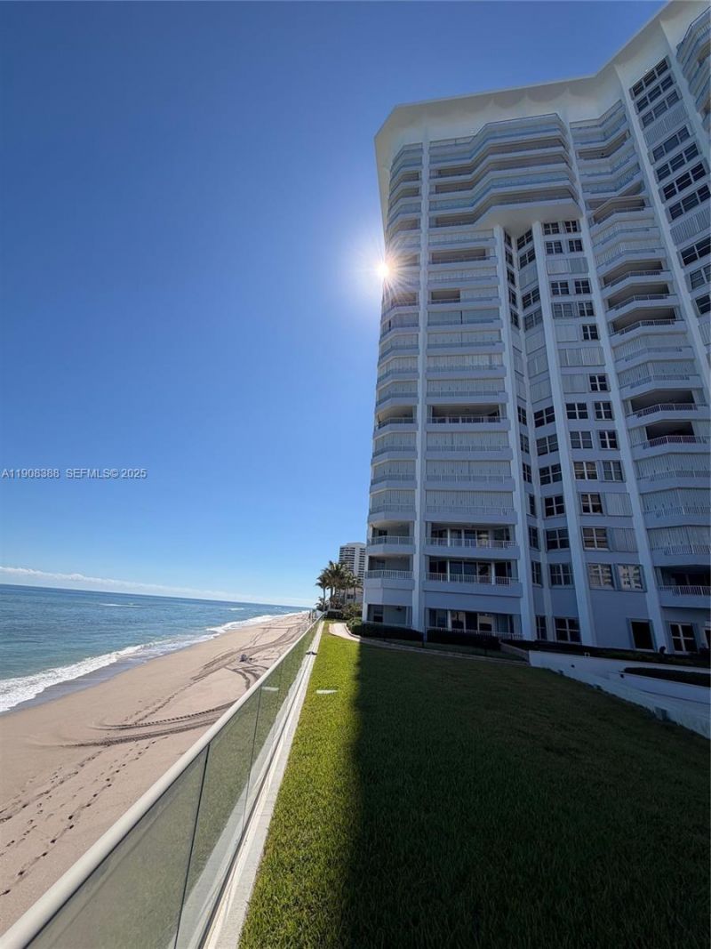 5200 N Ocean Dr, Unit 1801, Singer Island, FL 33404 Photo