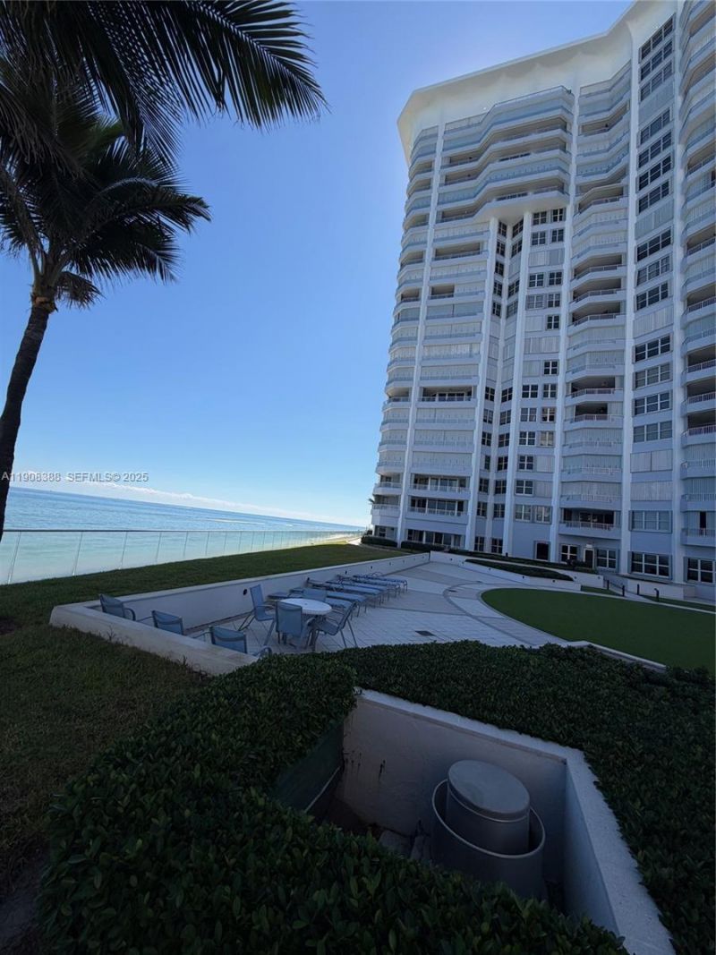 5200 N Ocean Dr, Unit 1801, Singer Island, FL 33404 Photo