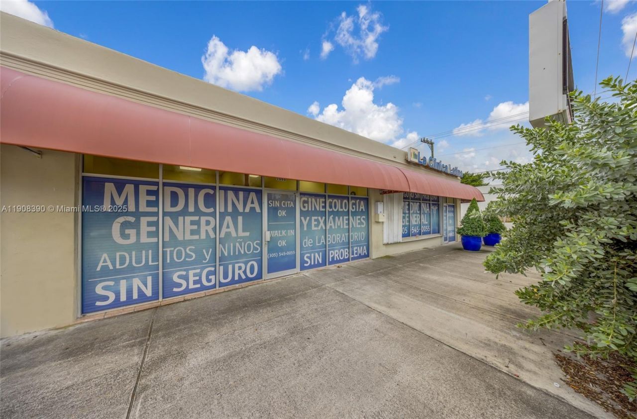 1058 SW 1st St, Miami, FL 33130 Photo