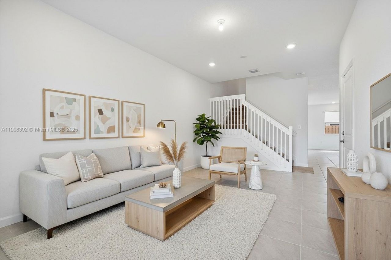 12845 NW 24th Ave, Miami, FL 33167 Photo