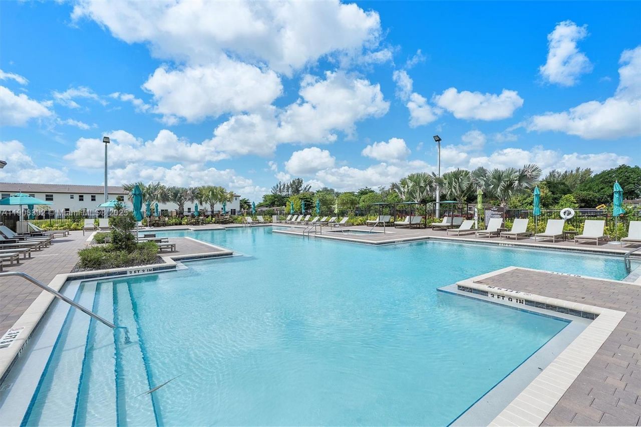 12845 NW 24th Ave, Miami, FL 33167 Photo