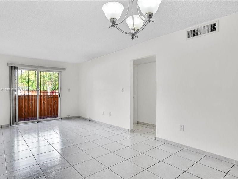 8990 SW 24th St, Unit 33, Miami, FL 33165 Photo
