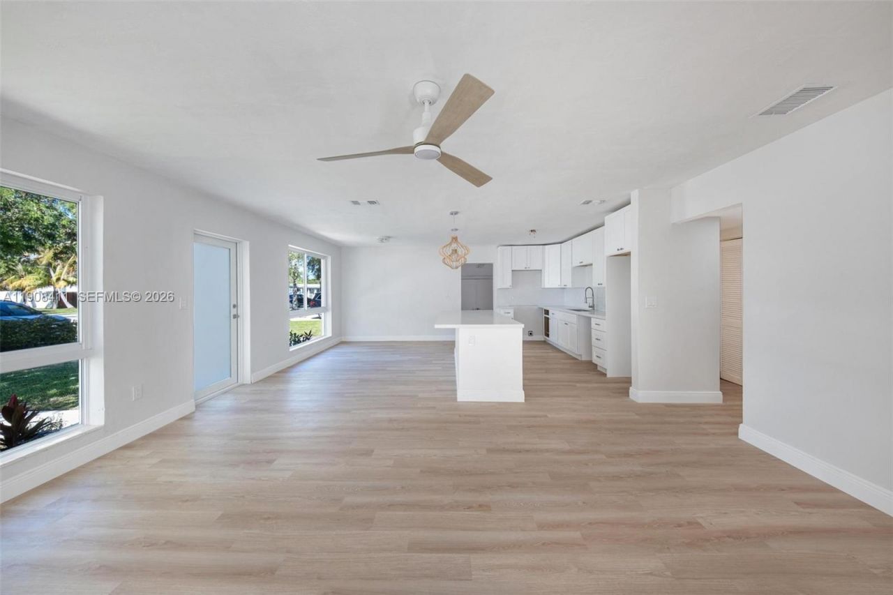 9380 Caribbean Blvd, Cutler Bay, FL 33189 Photo