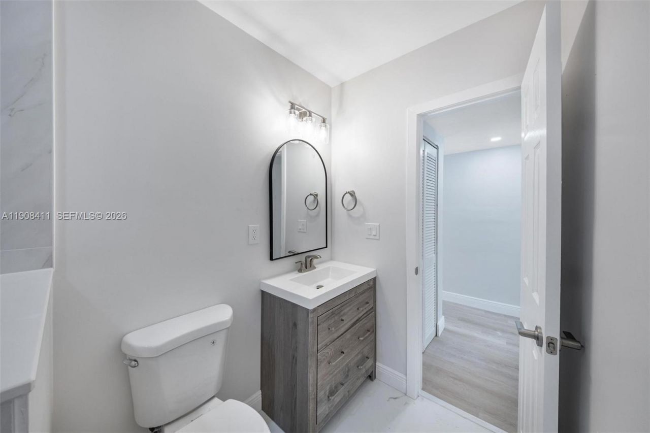 9380 Caribbean Blvd, Cutler Bay, FL 33189 Photo