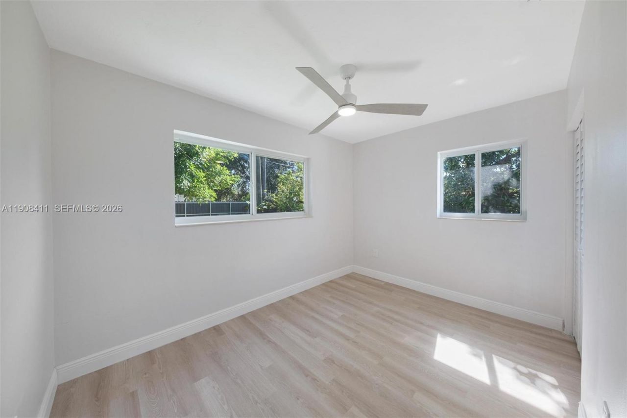 9380 Caribbean Blvd, Cutler Bay, FL 33189 Photo