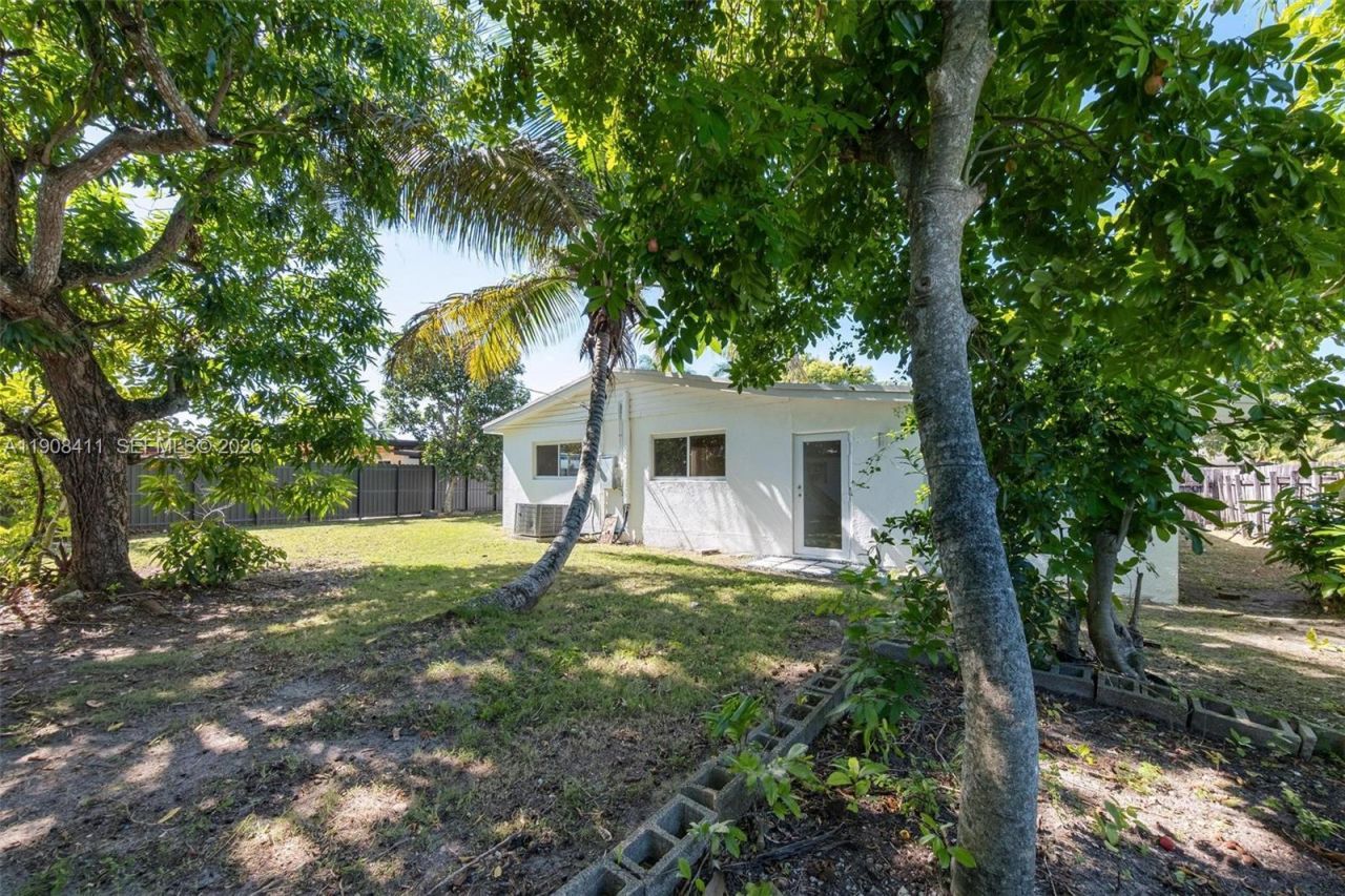 9380 Caribbean Blvd, Cutler Bay, FL 33189 Photo