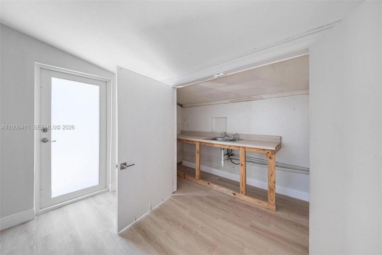 9380 Caribbean Blvd, Cutler Bay, FL 33189 Photo