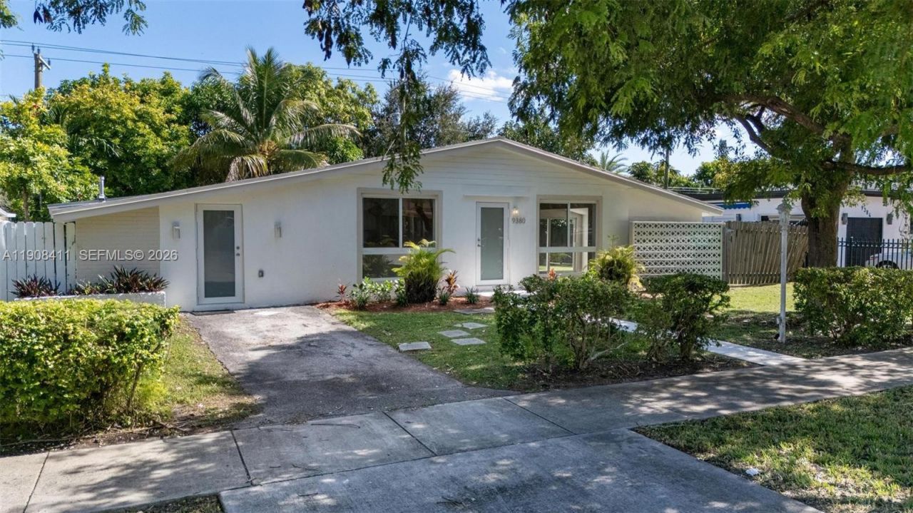 9380 Caribbean Blvd, Cutler Bay, FL 33189 Photo