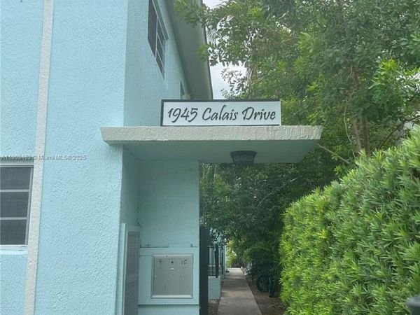 1945 Calais Dr, Unit 2, Miami Beach, FL 33141
