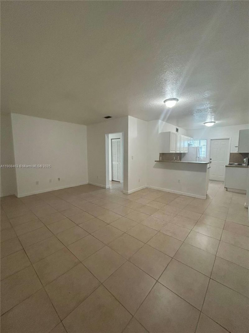 1945 Calais Dr, Unit 2, Miami Beach, FL 33141 Photo