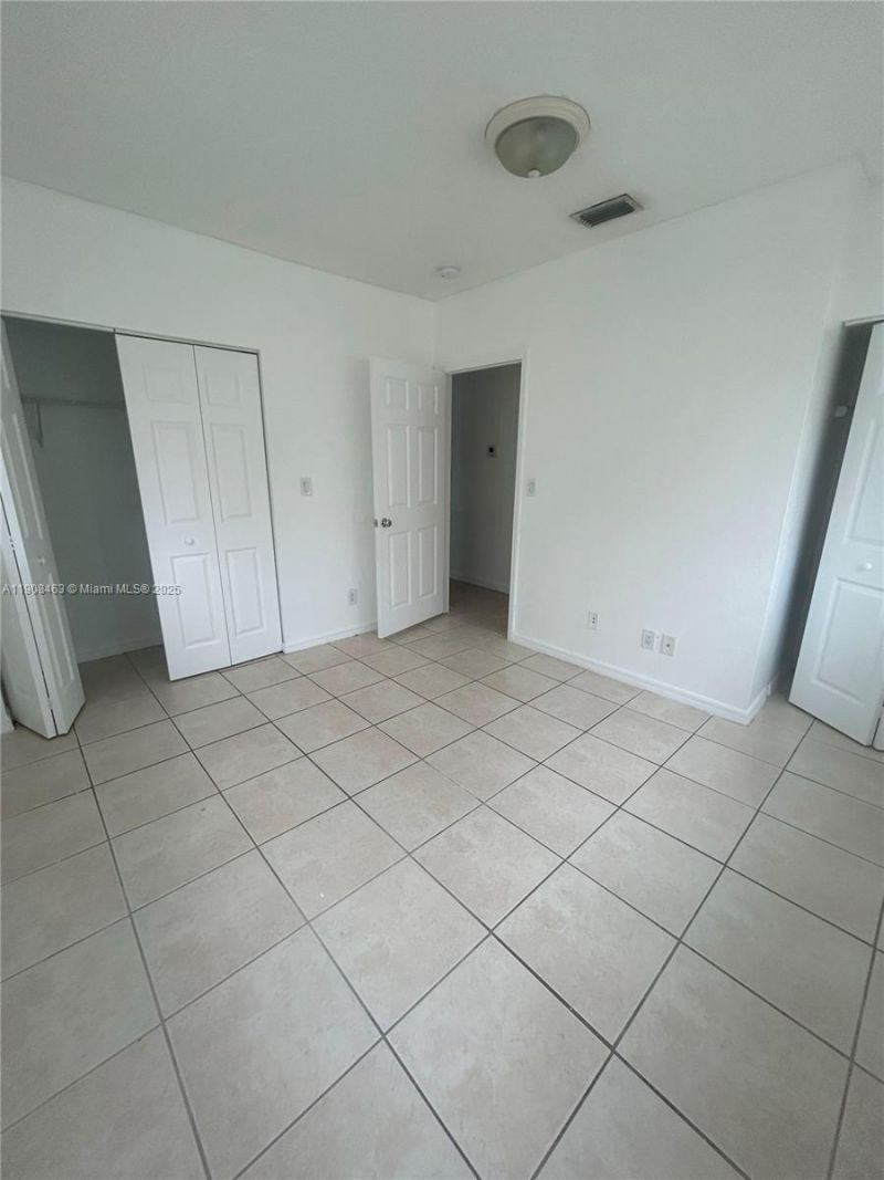 1945 Calais Dr, Unit 2, Miami Beach, FL 33141 Photo