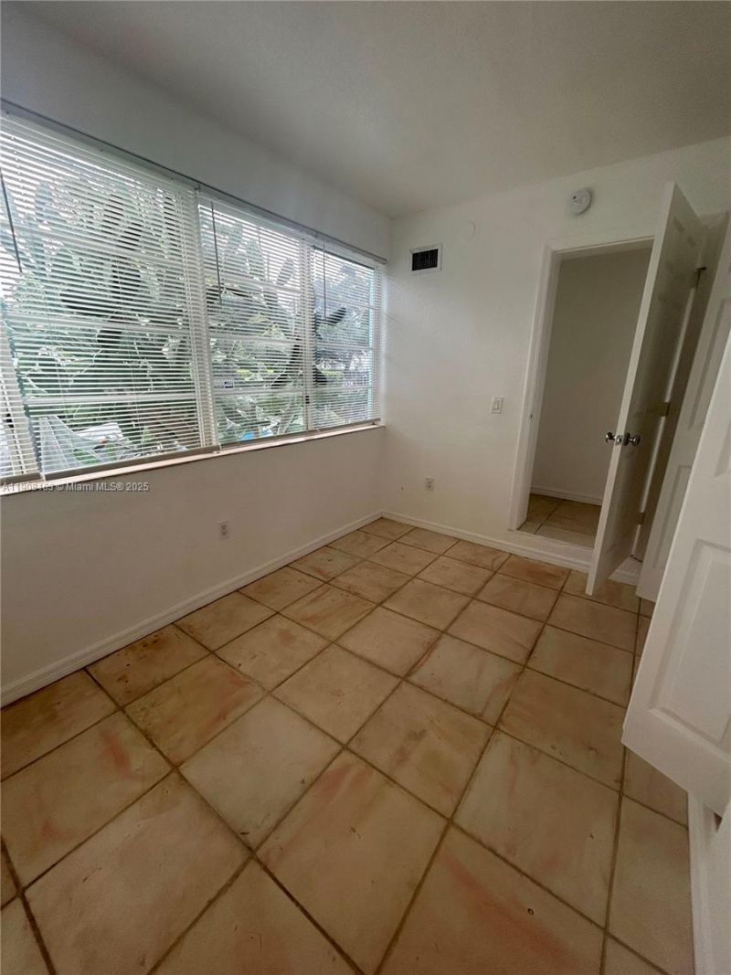 1945 Calais Dr, Unit 2, Miami Beach, FL 33141 Photo