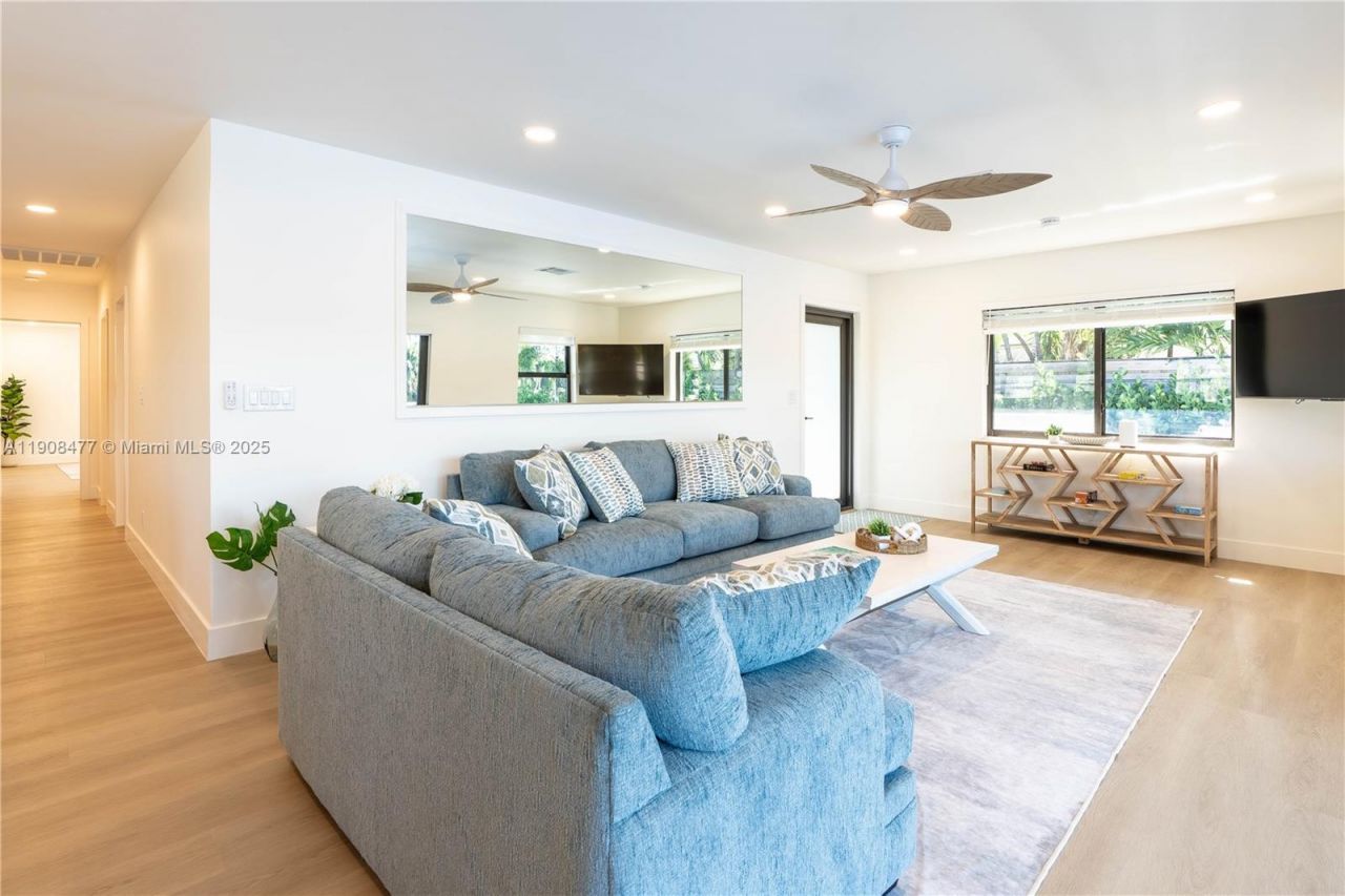 309 S Riverside Dr, Pompano Beach, FL 33062 Photo