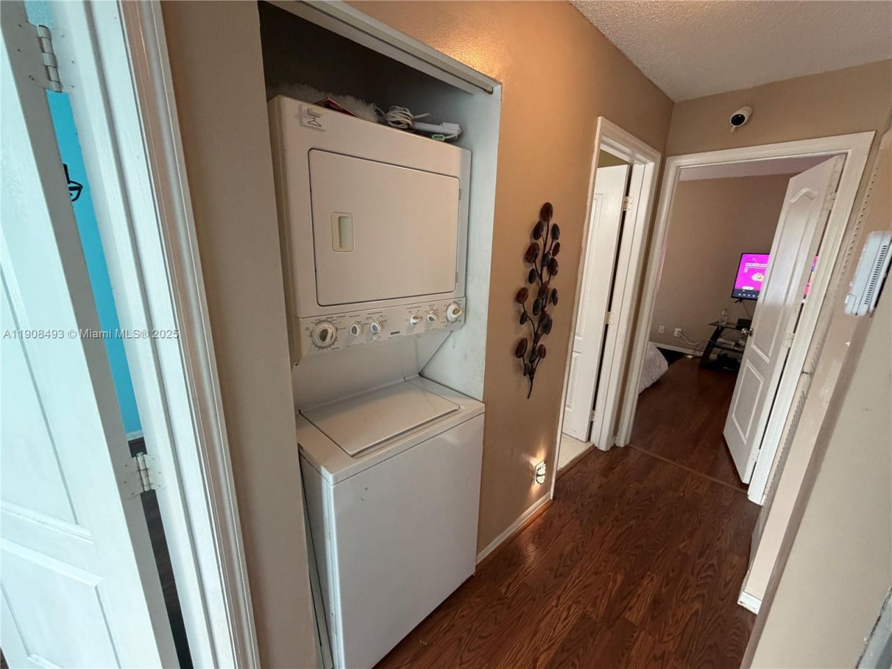 810 NE 212th Ter, Unit 2, Miami, FL 33179 Photo