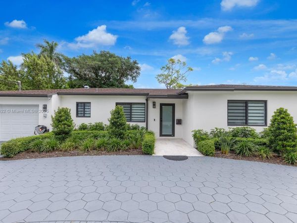 5641 SW 67th Ave, South Miami, FL 33143